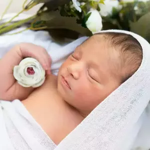نمونه کار عکاسی نوزاد توسط علوی نژاد 